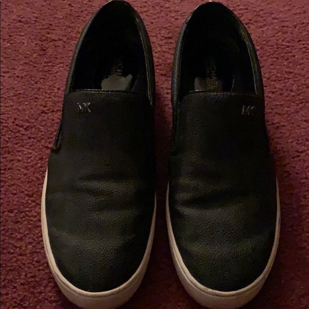 Women’s shoes